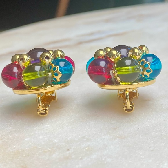 Signed Trifari Jewel-Toned Glass Bead Clip Earrings - Picture 4 of 12